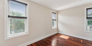 3 Level Semi-Detached Row Home in Columbia Heights Gallery 27