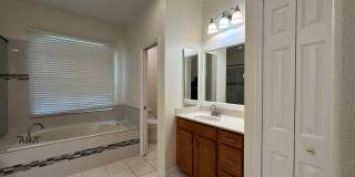 Stunning 5 Bedroom Home with Screened Pool & 3-Car Garage Gallery 49