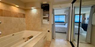 Fully Furnished Condo with the  Best Views and Amenities in Hawaii Kai Gallery 14
