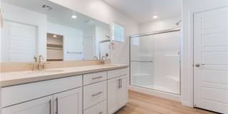 6217 Seastrand Street Gallery 20