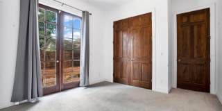 300 KILLARNEY DRIVE Gallery 18