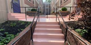 Apartments at 400 Elmwood Gallery 13