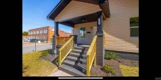 2501 S Maple Street Gallery 22