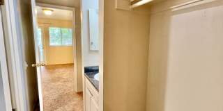 Desirable Pine Creek Condo by CAL POLY, 2 bedroom, 2 Bath + Den and Loft Gallery 5