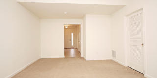 Dog-Friendly Pavilions at Pantops Townhome Gallery 5