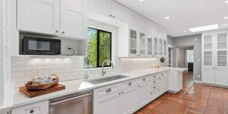 Elegant 3-Bedroom Home in Historic Tucson Gallery 6