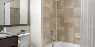 Avalon Cove Gallery 10