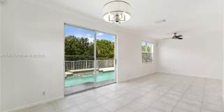 7423 Northwest 70th Avenue Gallery 11