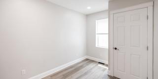 521 N DOUGLAS Street Gallery 13