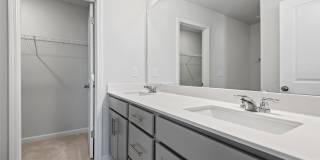 Just Listed! Beautiful 3BR/3.5BA Townhome + $500 Off First Month's Rent Gallery 15
