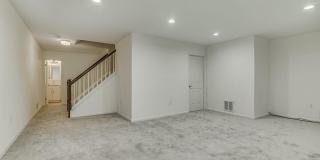 2866 YARN Court Gallery 35
