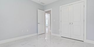 4 Karl Court Gallery 26