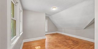 1411 Knox Avenue N Gallery 12