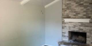 Beautiful 3 bedroom 2 bath home Gallery 8
