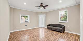 2200 CORAL Street Gallery 3