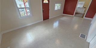 810 Pine Gallery 4