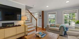 18 Walden Street Gallery 10