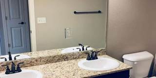 Available August 1st! Two-Story 3 Bedroom, 2.5 Bathroom in the center of Fayetteville Gallery 13