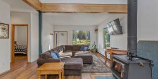 SEASONAL FURNISHED HOME Gallery 5