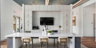 Obsidian on Glendale Gallery 17