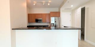 Modern 1BR/1BA Condo with 2 Parking Spaces – Prime Coral Gables Location Gallery 18