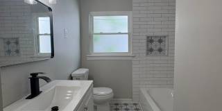 Beautiful Home in the Heart of Cleveland Heights Gallery 9