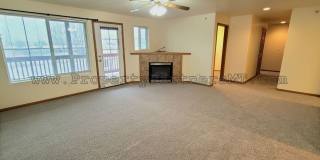 *** Very Nice Apartment - 3Bed 2Bath *** Gallery 1