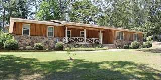880 Locke Drive Gallery 1