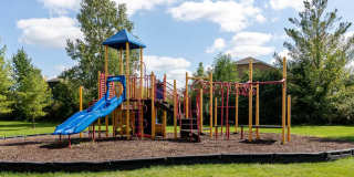 River Oaks Apartments Gallery 24