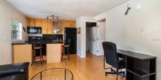 1515 CATHERINE STREET Gallery 4