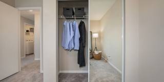 Emory Lakes Luxury Apartments Gallery 39