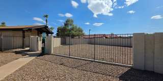 MOVE IN SPECIAL IN TEMPE: NEAR ASU Gallery 32