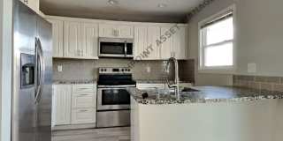 Newly Renovated Single Family Home | 3 BR/2.5BA | 1-Car Covered Parking Gallery 8