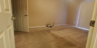Spacious 2B/2B Main Level Condo With Garage NOW AVAILABLE Gallery 10