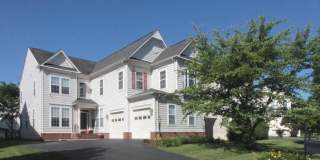 21885 LARCHMONT WAY Gallery 1