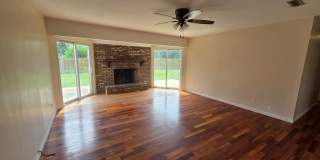 Spacious 3Bed/2Ba Home in Established, Conveniently Located Neighborhood! *1/2 OFF Security Deposit for Active-Duty Military!* Gallery 10