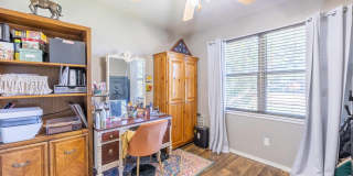 3413 Belmont Avenue Gallery 15