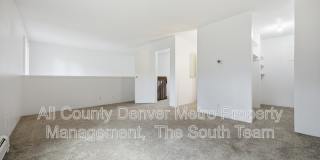 2835 S Monaco Street Pkwy Gallery 22