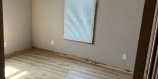 4 Bed, 1.5 Bath House - 818 3rd Ave N. Gallery 19