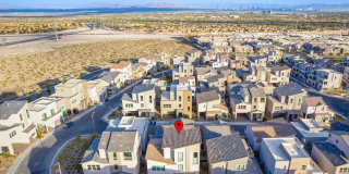 Tri-Level Three Bedroom Home with Spectacular City & Mountain Views Gallery 48