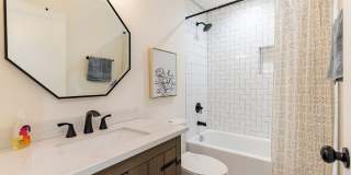 Your Perfect Seasonal or Long Term Rental Awaits! Gallery 32