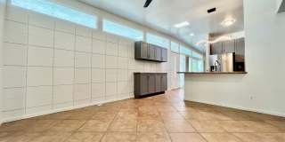 AVAILABLE NOW! 3 Bedroom 2 Bathroom POOL HOME in Palm Springs ! Gallery 9