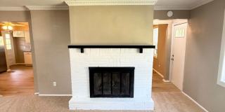 3 Bed, 1.5 Bath in Overbrook/ Brookline for rent- Huge yard and great layout! Gallery 6