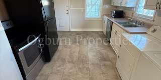 4 Vintage Ave-2BR/1BA Home in Historic Washington Park Gallery 4