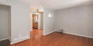 Four bedroom/1 Bath Single Family House! Gallery 1