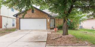 Charming 3-Bedroom Home in Round Rock – Large Backyard & No Carpet! Gallery 1