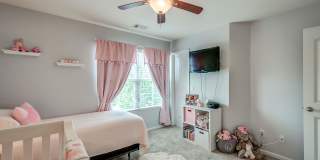 1431 Riverbrook Drive - 1 Gallery 14