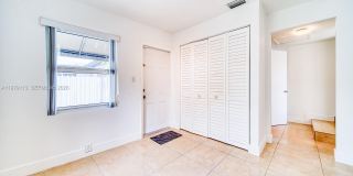 3930 SW 68th Ave Gallery 15