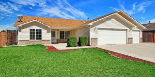 Beautiful 3 bedroom Fruita Home Gallery 3