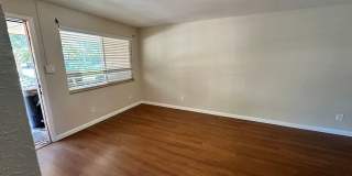 2 Bed, 1 Bath Patio TownHome in the Clayton Neighborhood Gallery 15